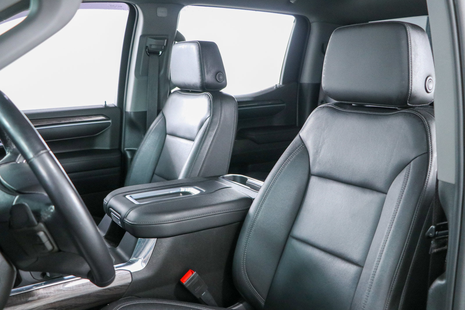 Used 2022 Chevrolet Silverado 1500 LTZ AWD/4WD image 27