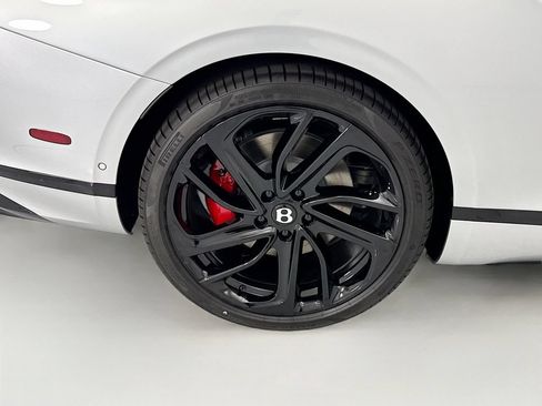 New 2026 Bentley Continental GTC AWD/4WD image 29