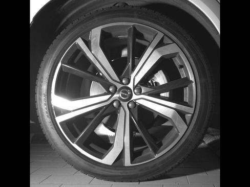 Used 2025 Volvo XC60 B5 Ultra w/ Protection Package Premier AWD/4WD image 23