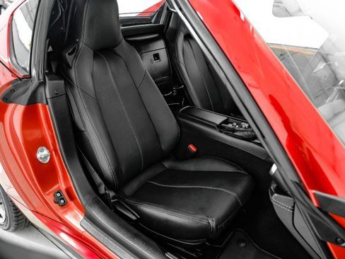 Used 2022 MAZDA MX-5 Miata RF Grand Touring image 32