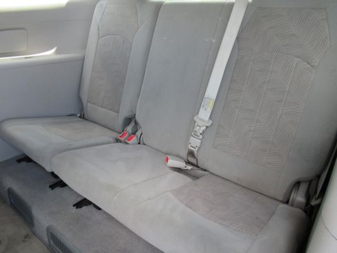Used 2016 Buick Enclave Convenience FWD image 34