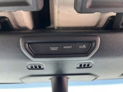 Used 2023 Jeep Wrangler Unlimited Sahara w/ Cold Weather Group AWD/4WD image 25