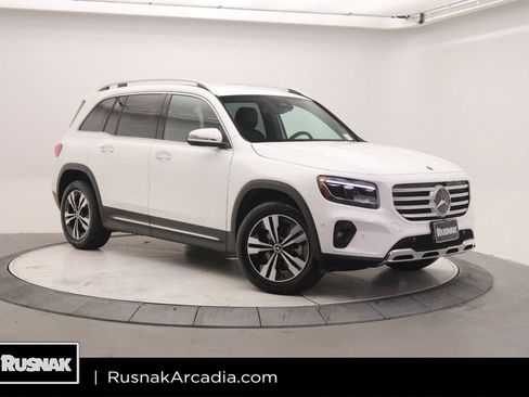 Certified 2026 Mercedes-Benz GLB 250 image 1