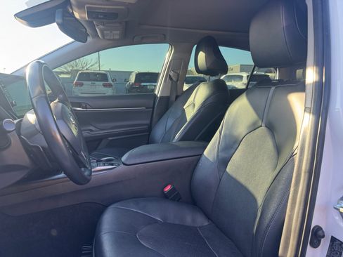 Used 2022 Toyota Camry XSE image 12