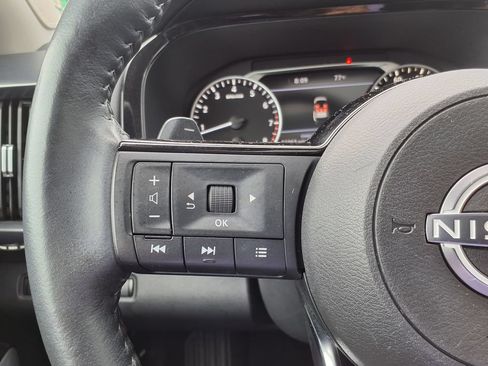Used 2023 Nissan Pathfinder SL w/ SL Premium Package FWD image 26