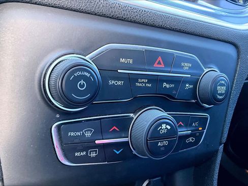 Used 2020 Dodge Charger GT w/ Blacktop Package image 34