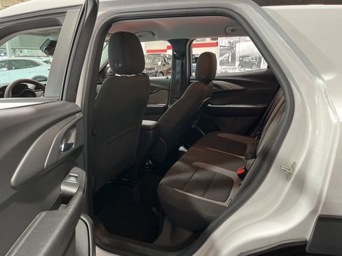 Certified 2023 Chevrolet TrailBlazer LS AWD/4WD image 15