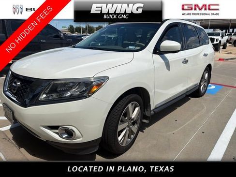 Used 2015 Nissan Pathfinder Platinum w/ Cargo Package FWD image 1