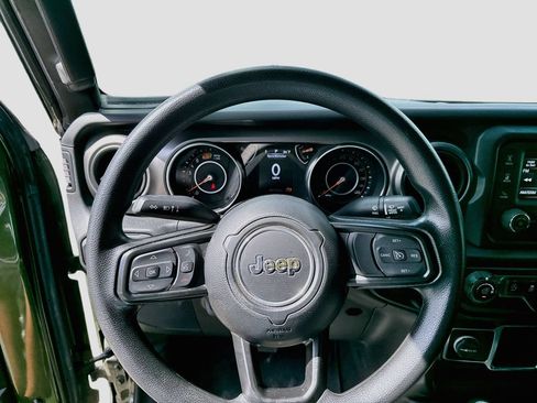 Used 2021 Jeep Wrangler Unlimited Sport AWD/4WD image 13