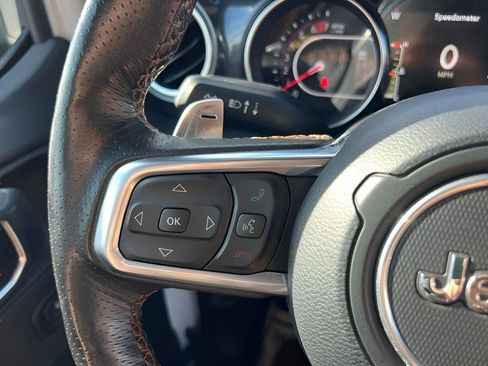 Used 2022 Jeep Wrangler Unlimited Rubicon w/ Dual Top Group image 38