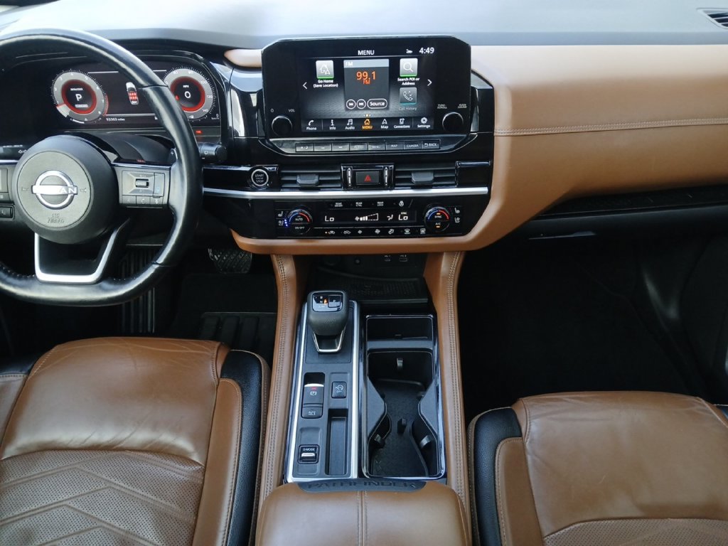 Used 2023 Nissan Pathfinder Platinum w/ Cargo Package FWD image 3