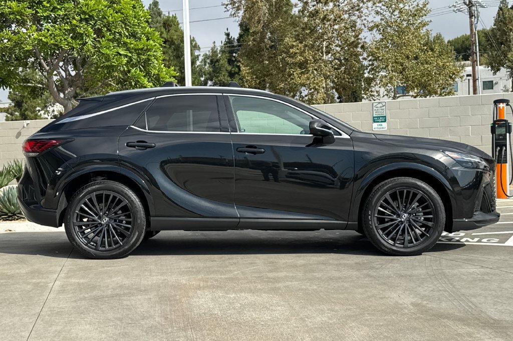 Used 2025 Lexus RX 350h w/ Convenience Package AWD/4WD image 7