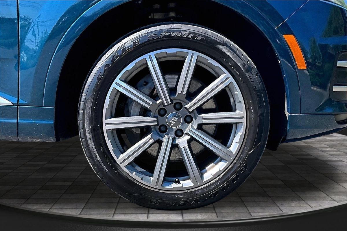Used 2018 Audi Q7 2.0T Premium Plus w/ Premium Plus Package AWD/4WD image 35