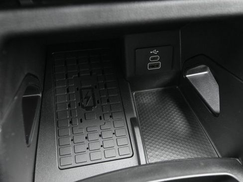 New 2025 Ford Ranger XLT w/ Black Appearance Package image 29