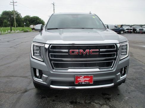 Used 2024 GMC Yukon SLT w/ SLT Luxury Package AWD/4WD image 14
