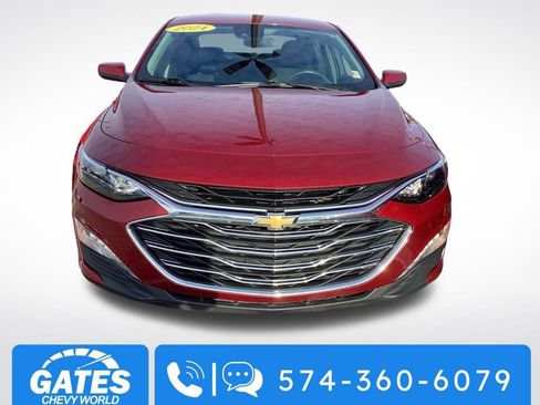 Used 2024 Chevrolet Malibu LT image 2