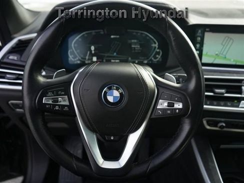 Used 2022 BMW X5 xDrive45e w/ Executive Package image 11