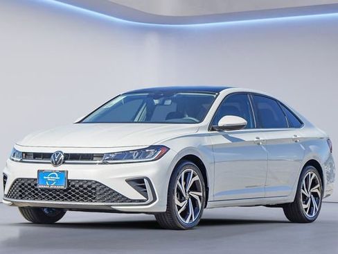 New 2026 Volkswagen Jetta SEL image 7