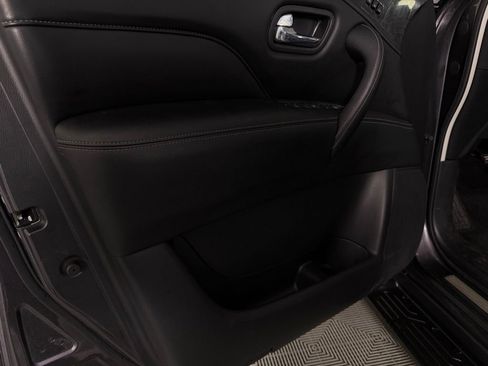 Used 2024 INFINITI QX80 Luxe image 26