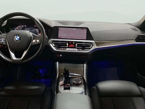 Used 2022 BMW 330i Sedan w/ Driving Assistance Package RWD image 12