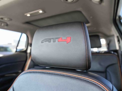 Used 2023 GMC Acadia AT4 w/ Technology Package image 22