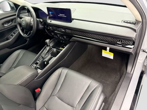 Used 2025 Honda Accord EX-L image 15