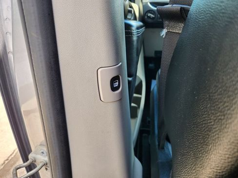 Used 2018 Dodge Grand Caravan SXT FWD image 21