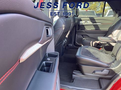 Used 2025 Ford Explorer ST image 12