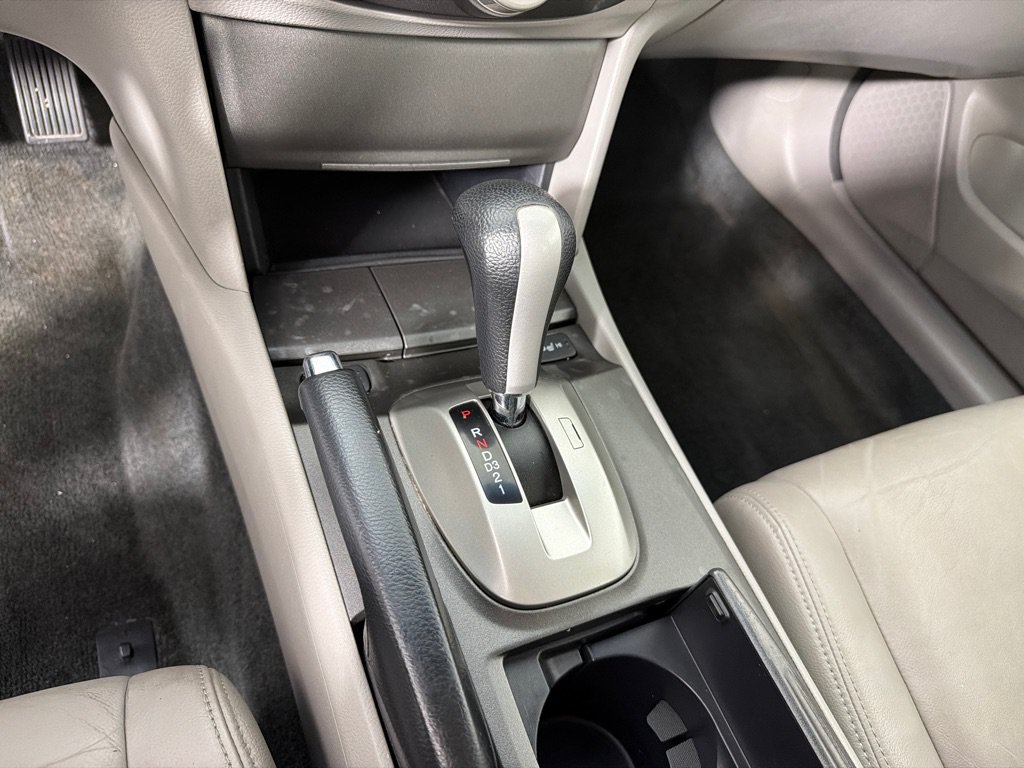 Used 2012 Honda Accord EX-L image 16