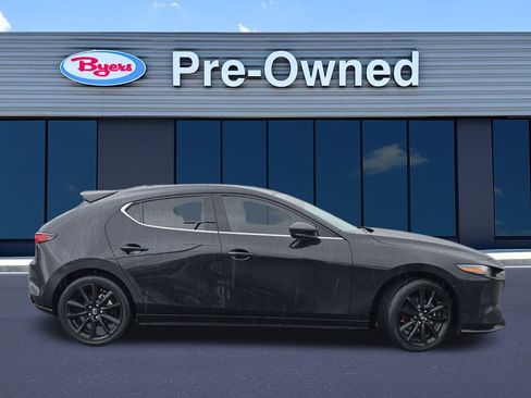 Used 2024 MAZDA MAZDA3 Hatchback w/Premium Plus Pkg image 8