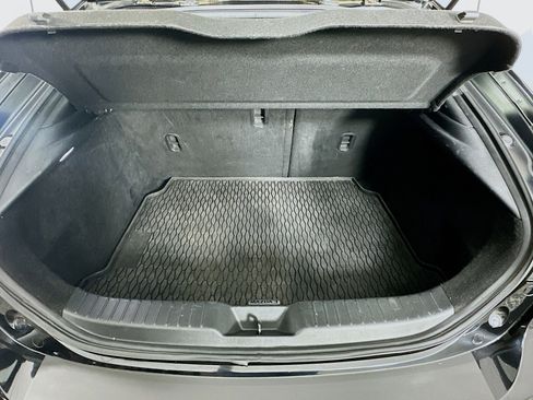 Used 2023 MAZDA MAZDA3 s image 27