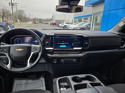 Certified 2023 Chevrolet Silverado 1500 LT AWD/4WD image 4