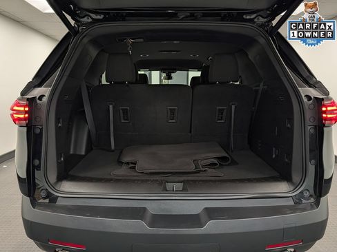 Used 2023 Chevrolet Traverse LT FWD image 29