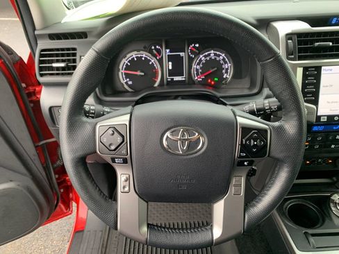 Used 2024 Toyota 4Runner Limited image 25