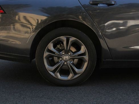 Used 2024 Honda Accord EX image 5