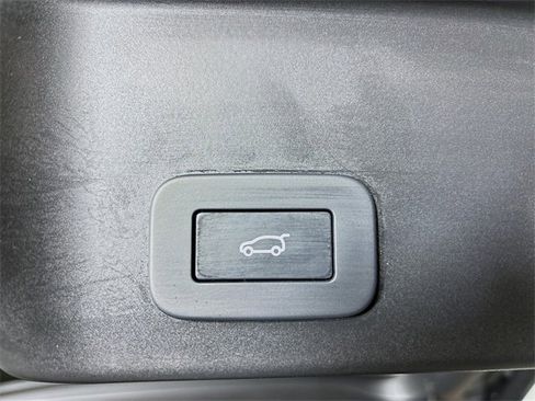 Used 2026 Land Rover Range Rover Evoque Dynamic SE image 26