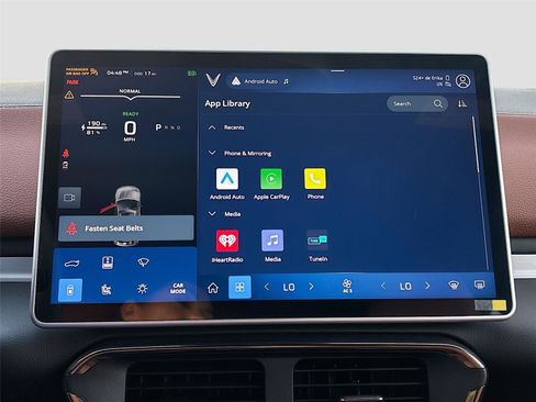 New 2025 VinFast VF 8 Plus image 15