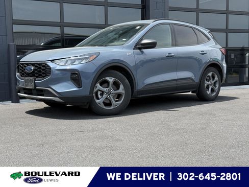 Used 2025 Ford Escape ST-Line FWD image 1