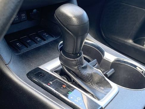 Certified 2019 Toyota Highlander LE AWD/4WD image 26