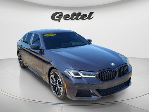 Used 2021 BMW 530i w/ M Sport Package RWD image 2