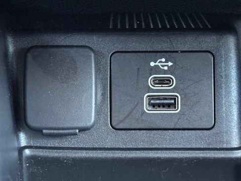 Used 2025 Ford Bronco Sport Badlands AWD/4WD image 13