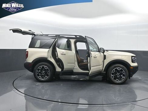 New 2025 Ford Bronco Sport Outer Banks w/ Outer Banks Tech Package+ image 27