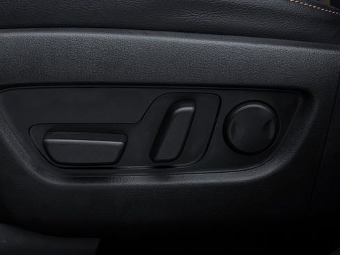 Used 2025 MAZDA CX-90 3.3 Turbo S w/ Premium Package image 23