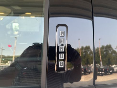 New 2026 Ford F250 Platinum image 33