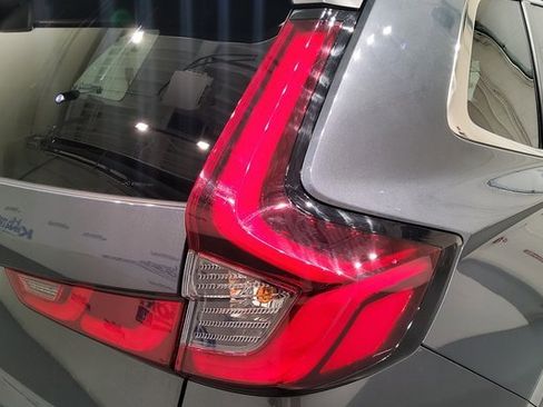 Used 2023 Honda CR-V EX image 9