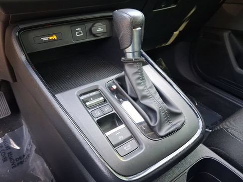 Used 2024 Honda CR-V LX image 19