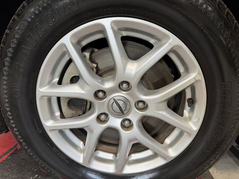 Used 2021 Chrysler Voyager Lxi image 18