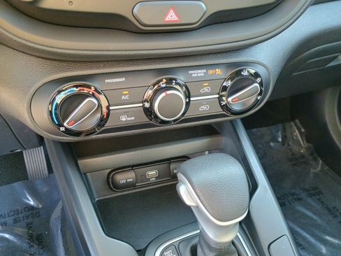 Used 2022 Kia Soul LX w/ Technology Package image 30