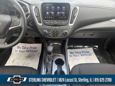Used 2025 Chevrolet Malibu LT FWD image 20
