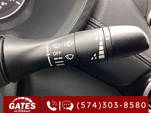 Used 2025 Nissan Sentra SV image 22